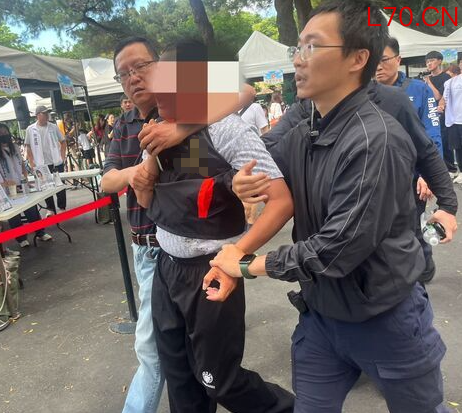 向柯文哲扔鸡蛋的网红获准降低保释金额，台北地检署被批